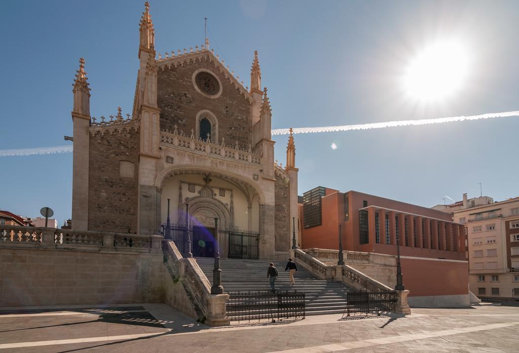 Los Jeronimos Madrid Bagian luar foto