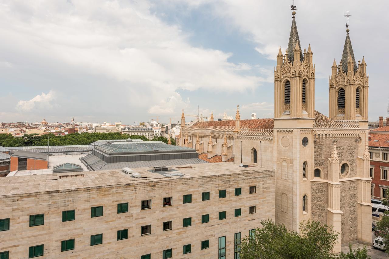 Los Jeronimos Madrid Bagian luar foto